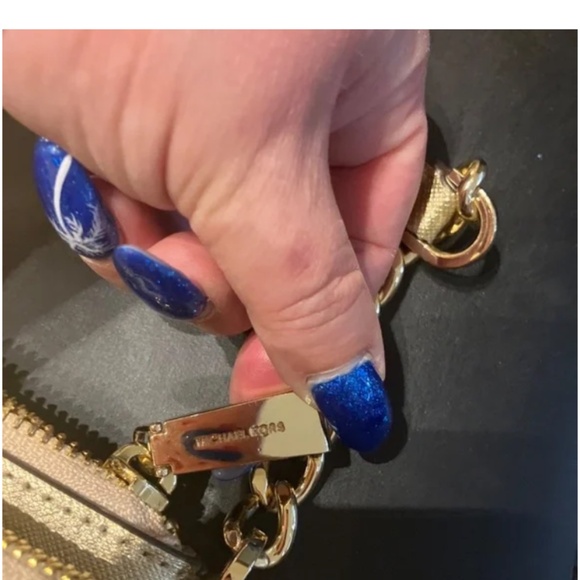 MK “Karla” (Jet Set Collection) Travel Wristlet/Clutch-Gold NWT - Picture 8 of 11